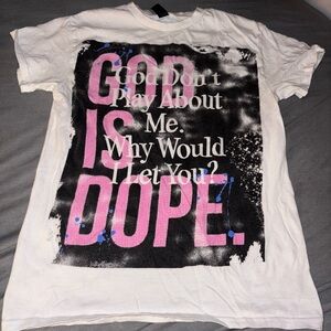 Gildan White and Pink Graphic Tee Short Sleeve